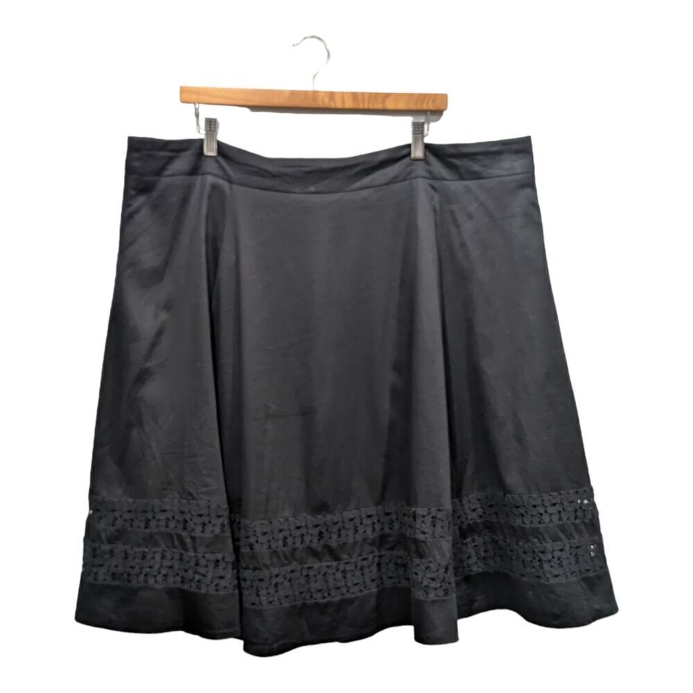Amanda + Chelsea Black Stretch Cotton Embroidered Lace Full Circle Mini Skirt 20